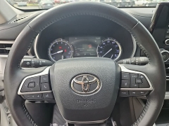 Used 2022  Toyota Highlander XLE AWD at CarloanExpress&period;Com near Hampton&comma; VA