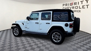 Used 2018  Jeep Wrangler Unlimited 4d SUV 4WD Sahara at CarloanExpress&period;Com near Hampton&comma; VA