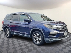 Used 2017  Honda Pilot 4d SUV AWD EX-L w/Nav at CarloanExpress.Com near Hampton, VA