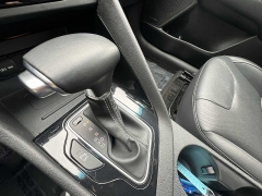 Used 2020  Kia Niro EX Premium FWD at CarloanExpress.Com near Hampton, VA