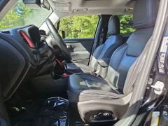 Used 2016  Jeep Renegade 4d SUV 4WD Trailhawk at CarloanExpress&period;Com near Hampton&comma; VA
