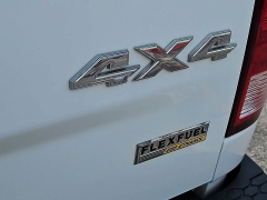 Used 2019  Ram 1500 Classic Tradesman 4x4 Crew Cab 5'7" Box at CarloanExpress&period;Com near Hampton&comma; VA