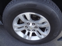 Used 2019  Chevrolet Suburban 4d SUV 4WD LT at CarloanExpress&period;Com near Hampton&comma; VA