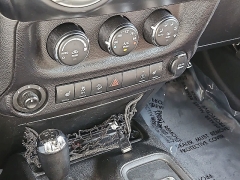 Used 2014  Jeep Wrangler Unlimited 4WD 4dr Sahara at CarloanExpress&period;Com near Hampton&comma; VA