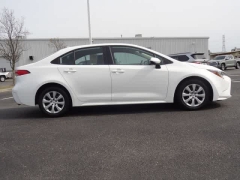 Used 2024  Toyota Corolla LE CVT &lpar;Natl&rpar; at CarloanExpress&period;Com near Hampton&comma; VA