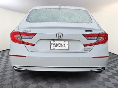 Used 2020  Honda Accord Hybrid 4d Sedan Touring at CarloanExpress.Com near Hampton, VA