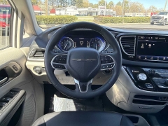 Used 2024  Chrysler Pacifica Touring L FWD at CarloanExpress&period;Com near Hampton&comma; VA