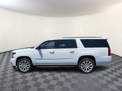 Used 2020  Chevrolet Suburban 4d SUV 4WD LT at CarloanExpress&period;Com near Hampton&comma; VA