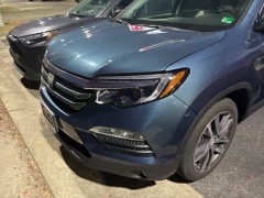 Used 2017  Honda Pilot 4d SUV AWD Elite at CarloanExpress.Com near Hampton, VA