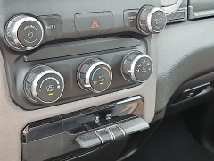 Used 2019  Ram 1500 Big Horn&sol;Lone Star 4x4 Crew Cab 5'7" Box at CarloanExpress&period;Com near Hampton&comma; VA