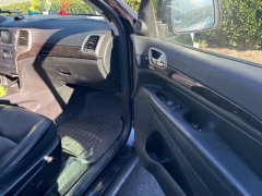 Used 2012  Jeep Grand Cherokee 4WD 4dr Laredo at CarloanExpress&period;Com near Hampton&comma; VA