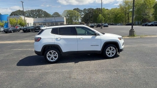 Used 2024  Jeep Compass Latitude 4x4 at CarloanExpress&period;Com near Hampton&comma; VA