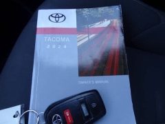 Used 2024  Toyota Tacoma 4WD Double Cab Bed (Natl) at CarloanExpress.Com near Hampton, VA