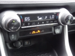 Used 2024  Toyota RAV4 XLE FWD at CarloanExpress&period;Com near Hampton&comma; VA