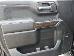 Used 2021  Chevrolet Silverado 1500 4WD Crew Cab 147" RST at CarloanExpress&period;Com near Hampton&comma; VA