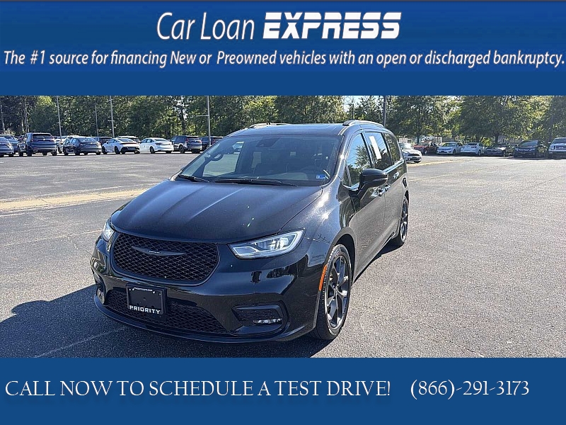 Used 2026  Chrysler Pacifica Limited FWD at CarloanExpress&period;Com near Hampton&comma; VA