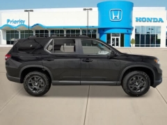 New 2025  Honda Pilot TrailSport AWD at CarloanExpress.Com near Hampton, VA