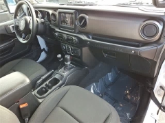 Used 2020  Jeep Wrangler Unlimited Willys 4x4 at CarloanExpress&period;Com near Hampton&comma; VA