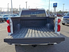 Used 2022  Chevrolet Silverado 1500 4WD Crew Cab 147" RST at CarloanExpress&period;Com near Hampton&comma; VA