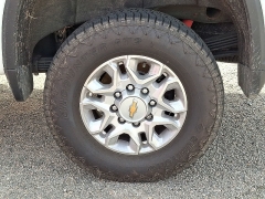 Used 2022  Chevrolet Silverado 2500HD 4WD Crew Cab 172" LT at CarloanExpress&period;Com near Hampton&comma; VA