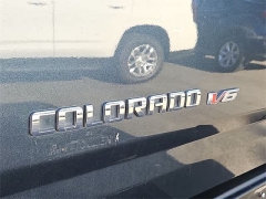 Used 2019  Chevrolet Colorado 4WD Crew Cab 140.5" Z71 at CarloanExpress.Com near Hampton, VA