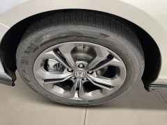 New 2025  Honda Accord Hybrid EX-L Sedan at CarloanExpress.Com near Hampton, VA