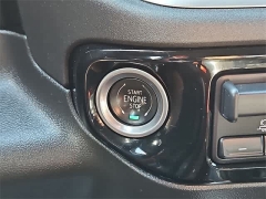 Used 2022  GMC Sierra 1500 4WD Crew Cab 147" Elevation w/3SB at CarloanExpress.Com near Hampton, VA