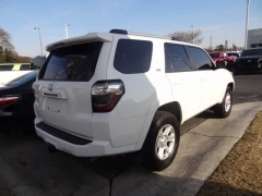Used 2021  Toyota 4Runner SR5 2WD &lpar;Natl&rpar; at CarloanExpress&period;Com near Hampton&comma; VA