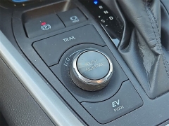 Used 2022  Toyota RAV4 Hybrid XSE AWD at CarloanExpress.Com near Hampton, VA