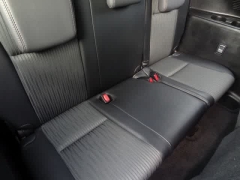 Used 2015  Toyota Highlander AWD 4dr V6 LE &lpar;Natl&rpar; at CarloanExpress&period;Com near Hampton&comma; VA