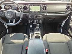 Used 2018  Jeep Wrangler Unlimited 4d SUV 4WD Sahara at CarloanExpress&period;Com near Hampton&comma; VA
