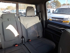 Used 2019  Ram 1500 Big Horn&sol;Lone Star 4x4 Crew Cab 5'7" Box at CarloanExpress&period;Com near Hampton&comma; VA