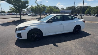 Used 2024  Nissan Altima 2&period;5 SR Sedan at CarloanExpress&period;Com near Hampton&comma; VA