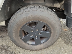 Used 2012  Jeep Wrangler Unlimited 4WD 4dr Arctic &ast;Ltd Avail&ast; at CarloanExpress&period;Com near Hampton&comma; VA