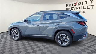 Used 2025  Hyundai Tucson SEL FWD at CarloanExpress&period;Com near Hampton&comma; VA