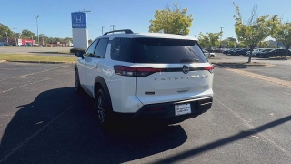 Used 2024  Nissan Pathfinder SV 2WD at CarloanExpress&period;Com near Hampton&comma; VA