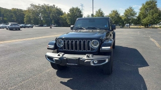 Used 2026  Jeep Wrangler Sahara 4 Door 4x4 at CarloanExpress&period;Com near Hampton&comma; VA