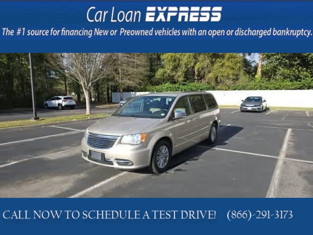 Used 2015  Chrysler Town & Country 4d Wagon Touring L at CarloanExpress.Com near Hampton, VA