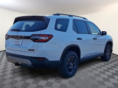 New 2026  Honda Pilot TrailSport AWD at CarloanExpress&period;Com near Hampton&comma; VA