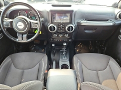 Used 2014  Jeep Wrangler Unlimited 4WD 4dr Sahara at CarloanExpress&period;Com near Hampton&comma; VA
