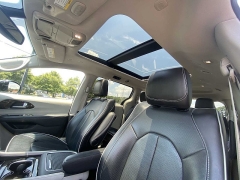 Used 2023  Chrysler Pacifica Hybrid Limited FWD at CarloanExpress.Com near Hampton, VA