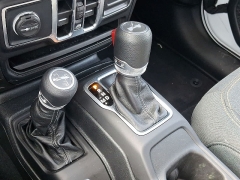 Used 2025  Jeep Wrangler 4xe Sahara 4x4 at CarloanExpress&period;Com near Hampton&comma; VA