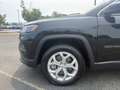 Used 2024  Jeep Compass Latitude 4x4 at CarloanExpress&period;Com near Hampton&comma; VA