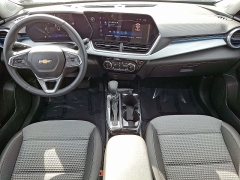 Used 2024  Chevrolet Trax FWD 4dr LT at CarloanExpress&period;Com near Hampton&comma; VA