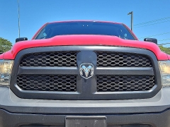 Used 2019  Ram 1500 Classic Tradesman 4x4 Crew Cab 5'7" Box at CarloanExpress&period;Com near Hampton&comma; VA