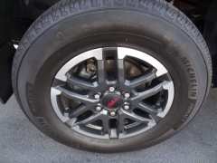 Used 2024  Toyota Tacoma 4WD Double Cab Bed &lpar;Natl&rpar; at CarloanExpress&period;Com near Hampton&comma; VA