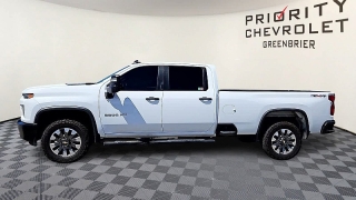 Used 2023  Chevrolet Silverado 2500HD 4WD Crew Cab 172" Custom at CarloanExpress&period;Com near Hampton&comma; VA