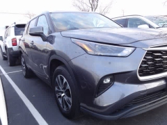 Used 2023  Toyota Highlander FWD &lpar;Natl&rpar; at CarloanExpress&period;Com near Hampton&comma; VA