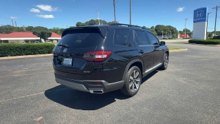 Used 2024  Honda Pilot Elite AWD at CarloanExpress&period;Com near Hampton&comma; VA