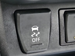 Used 2022  Toyota RAV4 Hybrid XSE AWD at CarloanExpress.Com near Hampton, VA